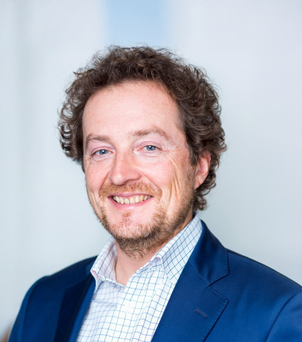 Максим Титов